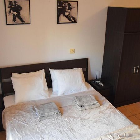 Raise Cosy Studio With Pool In Limassol Zewnętrze zdjęcie