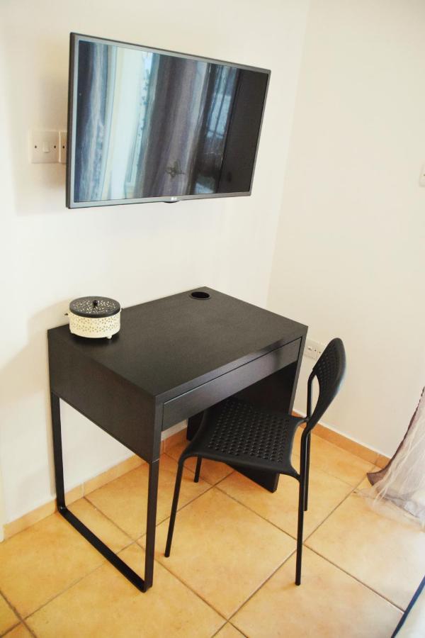 Raise Cosy Studio With Pool In Limassol Zewnętrze zdjęcie
